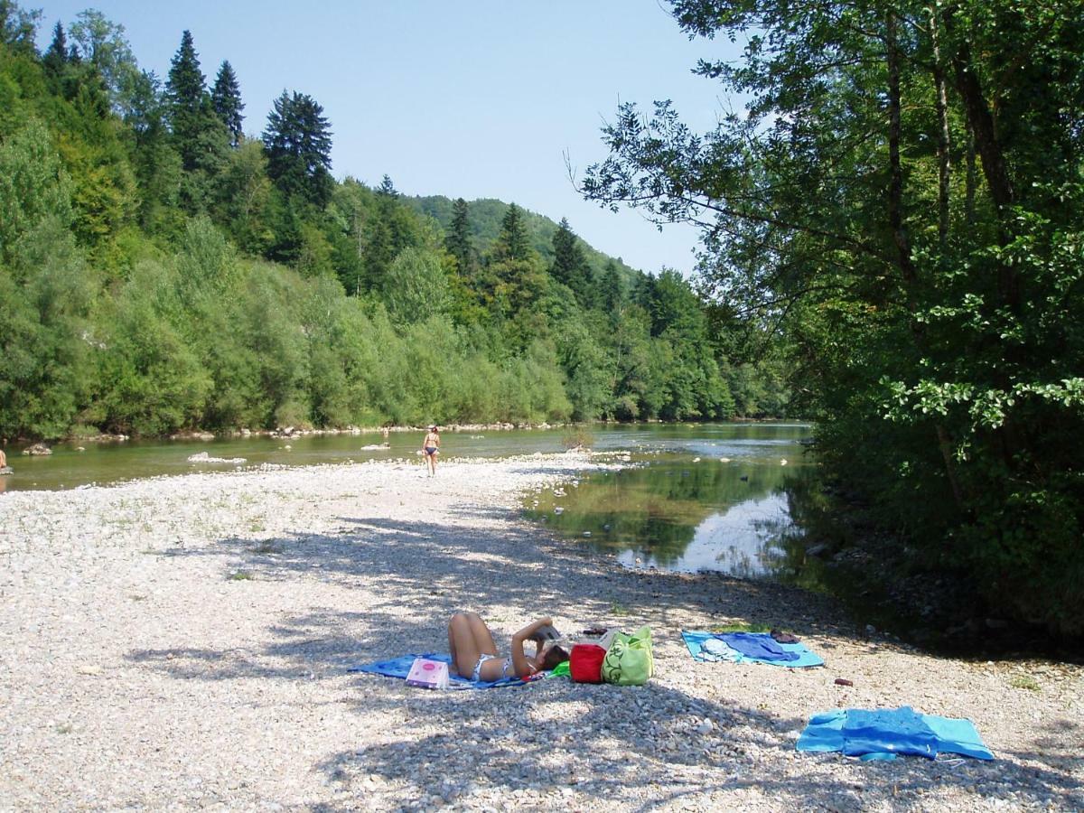 Robinzonski Turizam "Robin' S Hood" Skrad Esterno foto
